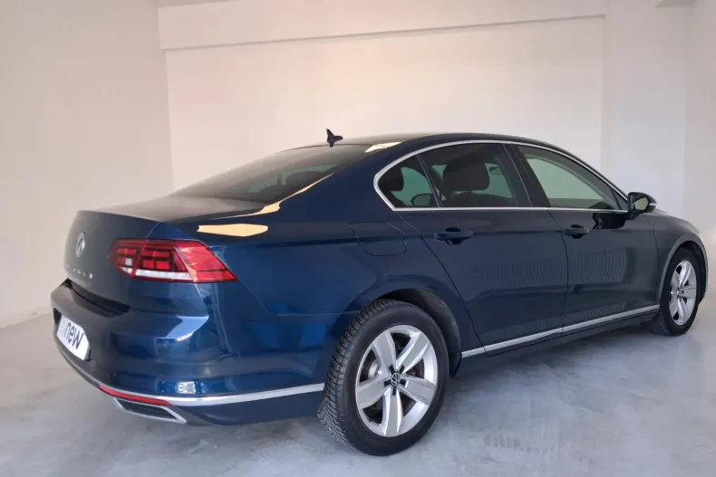 Volkswagen Passat din 2019 cu 91.922 km - oferta VOL131731 - foto 29