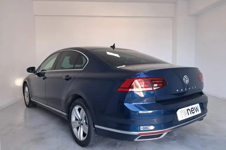 Volkswagen Passat din 2019 cu 91.922 km - oferta VOL131731 - foto 34