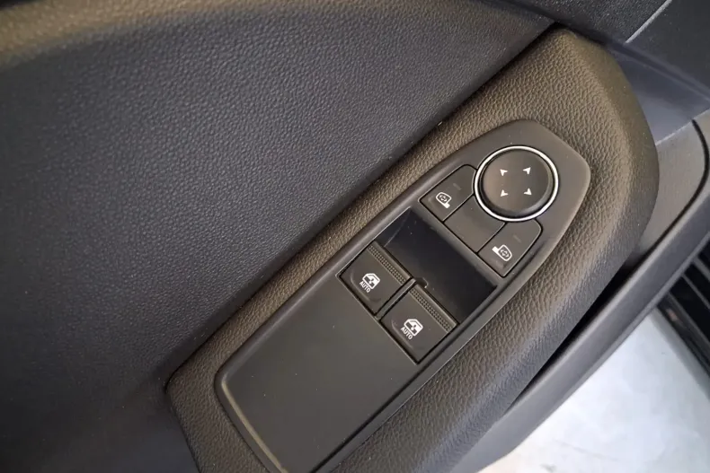 Renault Clio din 2023 cu 37.446 km - oferta REN131734 - foto 14