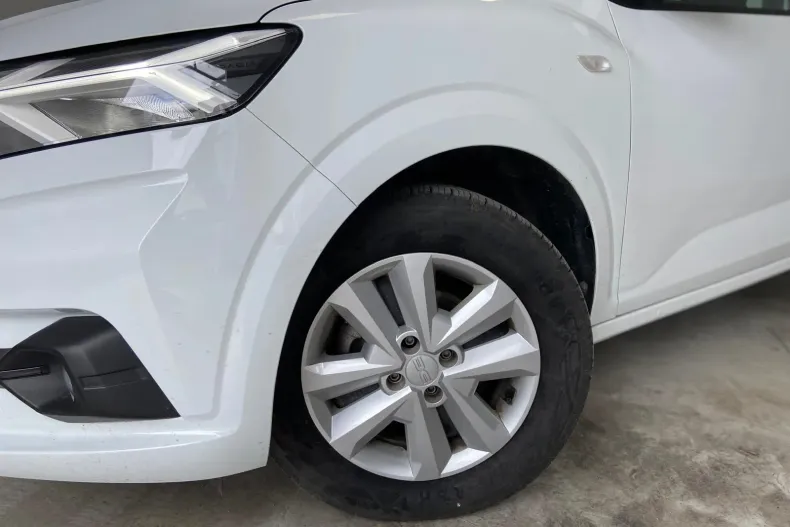 Dacia Logan din 2023 cu 13.075 km - oferta DAC131739 - foto 4