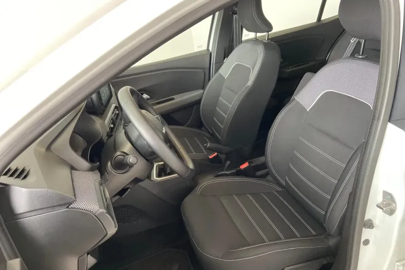 Dacia Logan din 2023 cu 13.075 km - oferta DAC131739 - foto 8