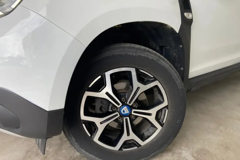 Dacia Duster din 2021 cu 140.204 km - oferta DAC131740 - foto 4