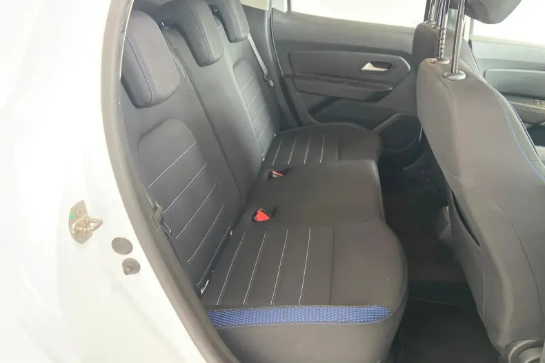 Dacia Duster din 2021 cu 140.204 km - oferta DAC131740 - foto 20