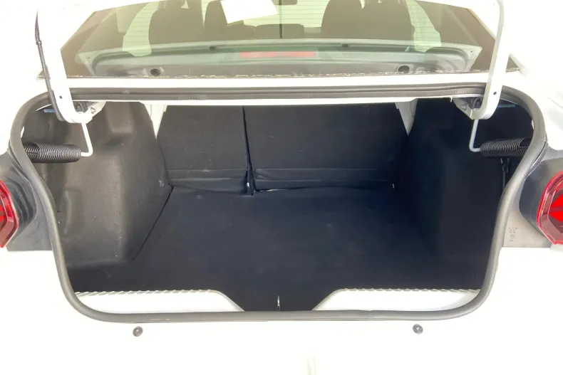 Dacia Logan din 2023 cu 36.055 km - oferta DAC131741 - foto 5