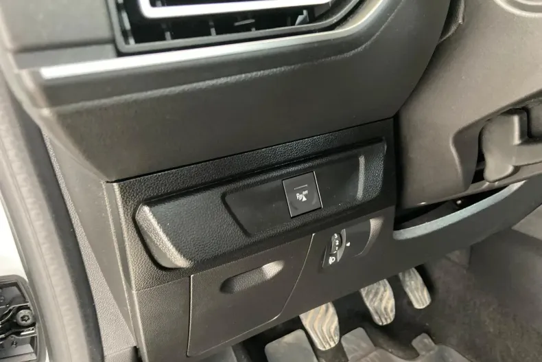 Dacia Logan din 2023 cu 36.055 km - oferta DAC131741 - foto 18