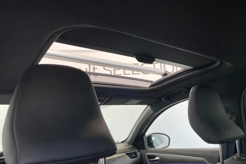 Renault Arkana din 2024 cu 3.154 km - oferta REN131742 - foto 32