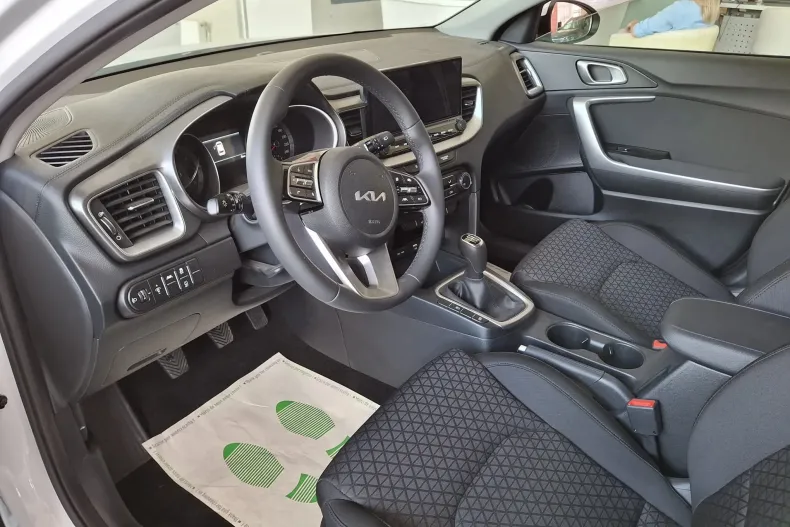 Kia Ceed din 2025 cu 0 km - oferta KIA131746 - foto 5