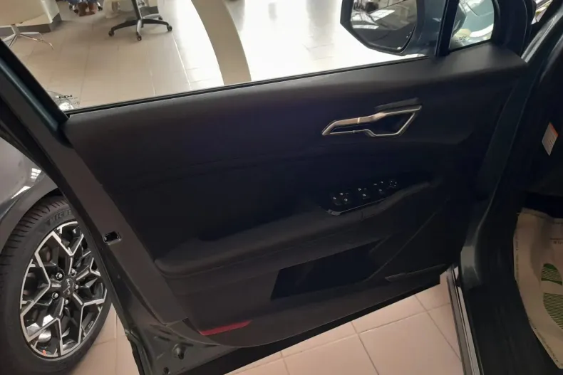 Kia Sportage din 2025 cu 1 km - oferta KIA131748 - foto 5