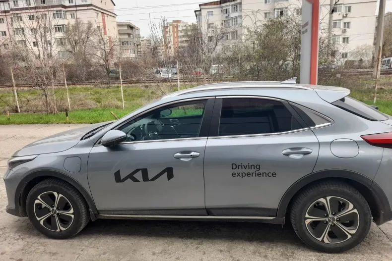 Kia XCeed din 2023 cu 418 km - oferta KIA131750 - foto 3