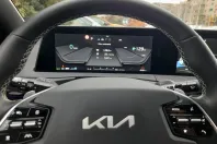 Kia EV6 din 2022 cu 9.000 km - oferta KIA131751 - foto 12