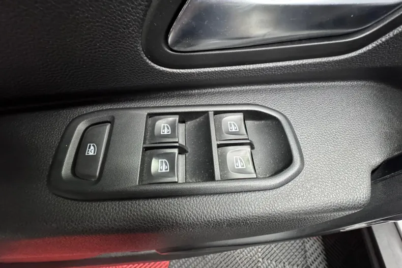 Dacia Duster din 2019 cu 170.000 km - oferta DAC131756 - foto 16