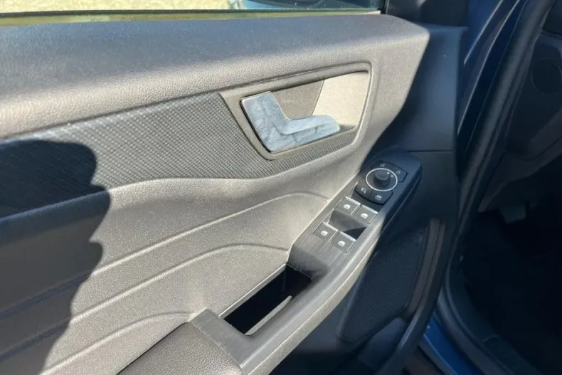 Ford Kuga din 2023 cu 36.531 km - oferta FOR131766 - foto 8