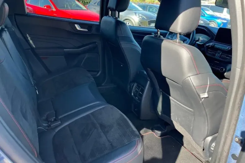 Ford Kuga din 2023 cu 36.531 km - oferta FOR131766 - foto 16