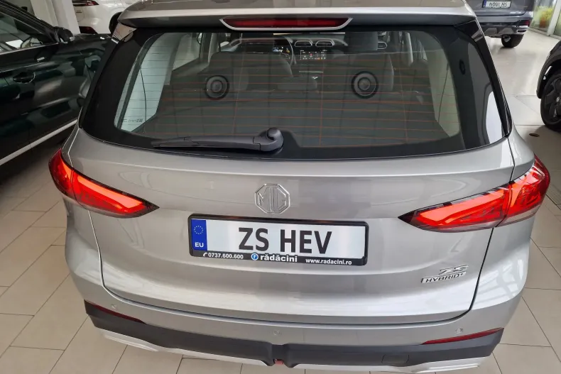 MG ZS HEV din 2025 cu 2 km - oferta MG0131773 - foto 6