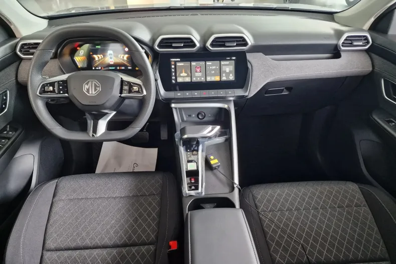 MG ZS HEV din 2025 cu 2 km - oferta MG0131773 - foto 10