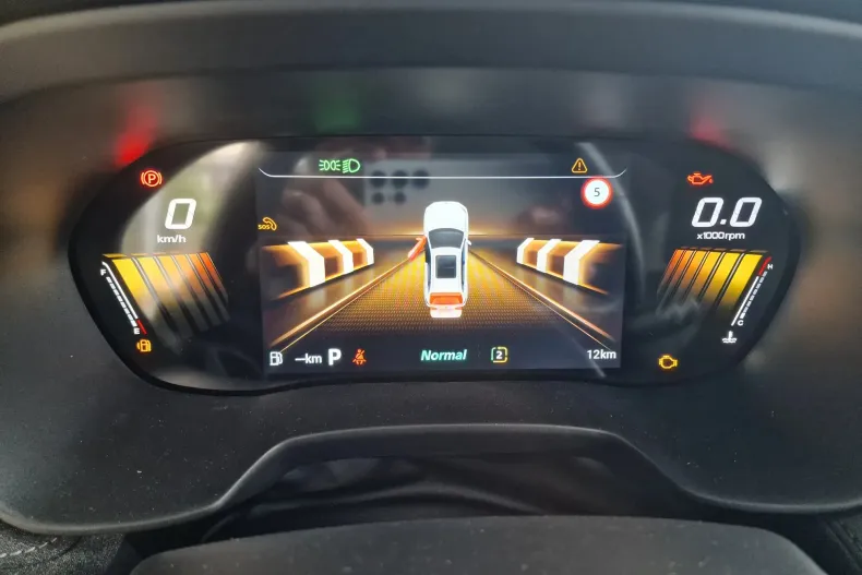 MG ZS HEV din 2025 cu 2 km - oferta MG0131773 - foto 13