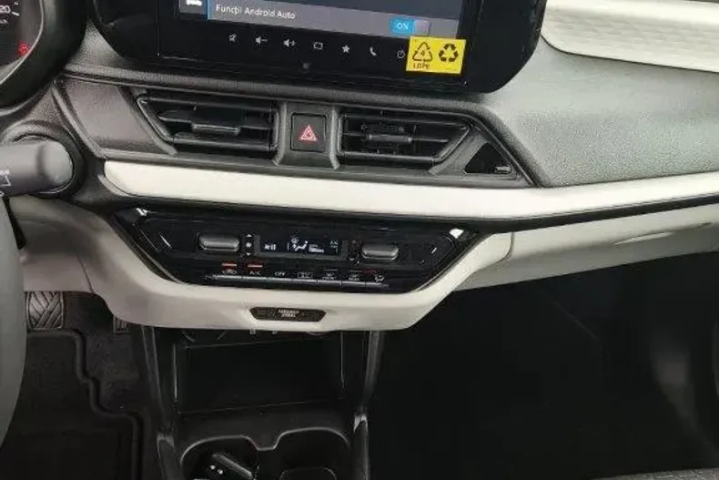 Suzuki Swift din 2024 cu 845 km - oferta SUZ131786 - foto 12