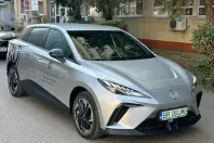 MG MG4 din 2024 cu 5.900 km - oferta MG0131789 - foto 3