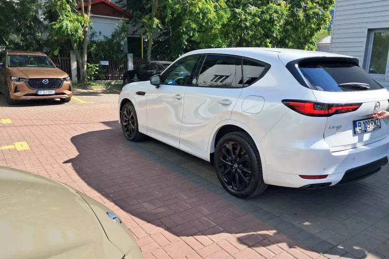 Mazda CX-60 din 2022 cu 14.650 km - oferta MAZ131794 - foto 5
