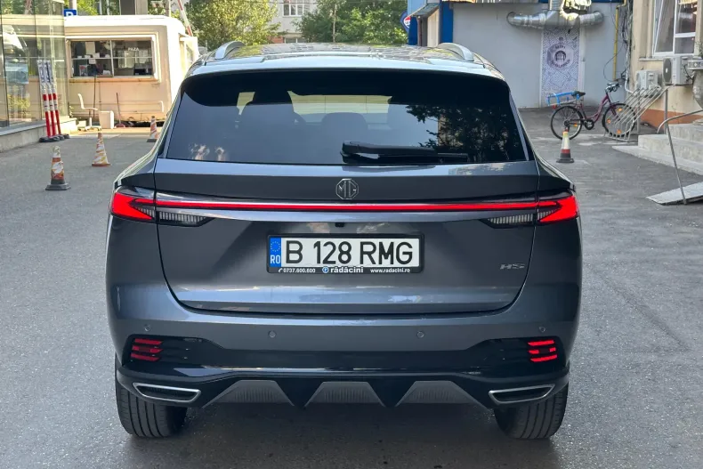 MG HS din 2024 cu 2.500 km - oferta MG0131800 - foto 5