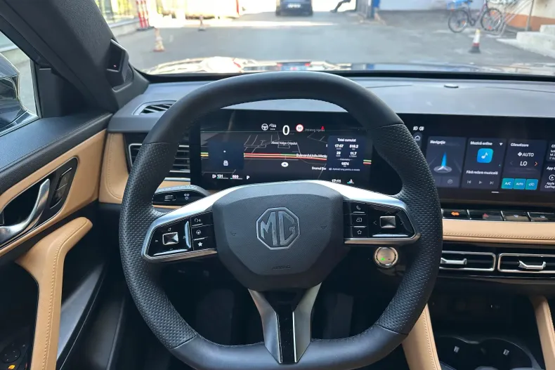 MG HS din 2024 cu 2.500 km - oferta MG0131800 - foto 12