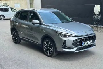 MG ZS HEV din 2024 - oferta MG0131801