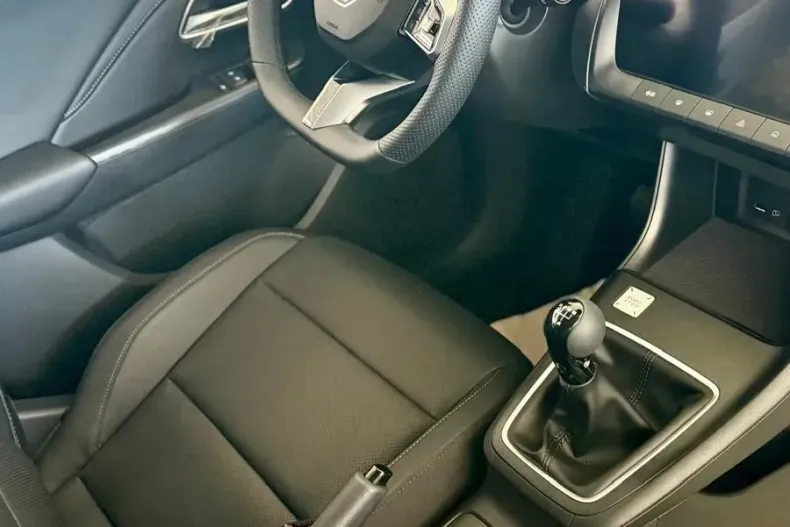 MG ZS din 2025 cu 2 km - oferta MG0131803 - foto 6