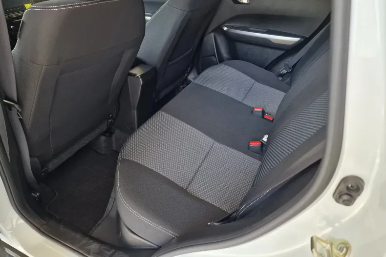 Suzuki Vitara din 2025 cu 2 km - oferta SUZ131805 - foto 7