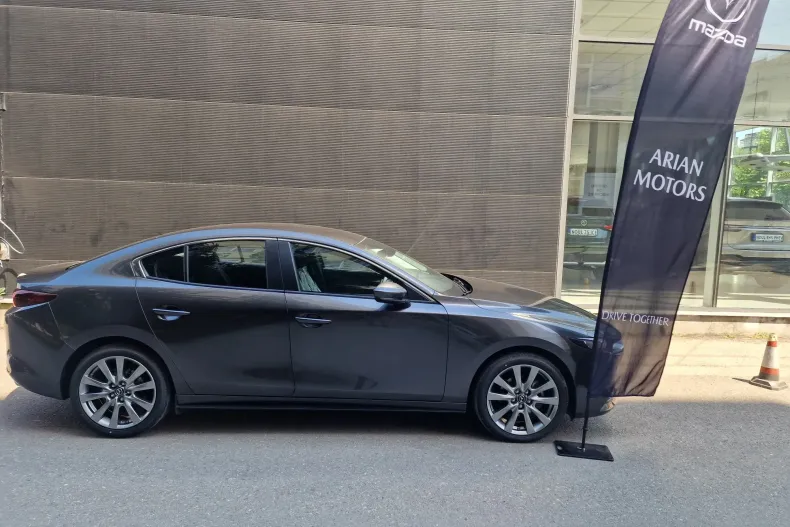 Mazda 3 din 2025 cu 3 km - oferta MAZ131807 - foto 4