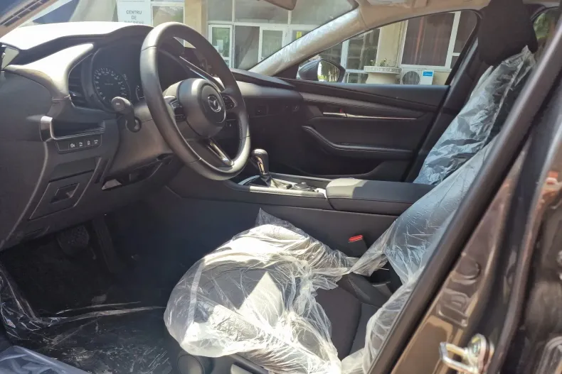 Mazda 3 din 2025 cu 3 km - oferta MAZ131807 - foto 9