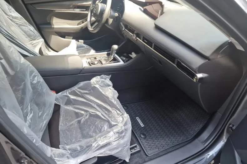 Mazda 3 din 2025 cu 3 km - oferta MAZ131807 - foto 11