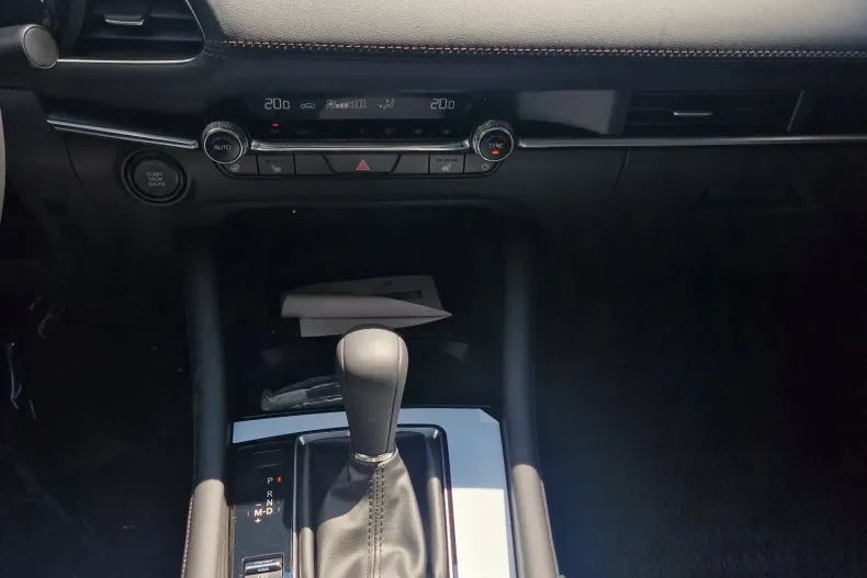 Mazda 3 din 2025 cu 3 km - oferta MAZ131807 - foto 13