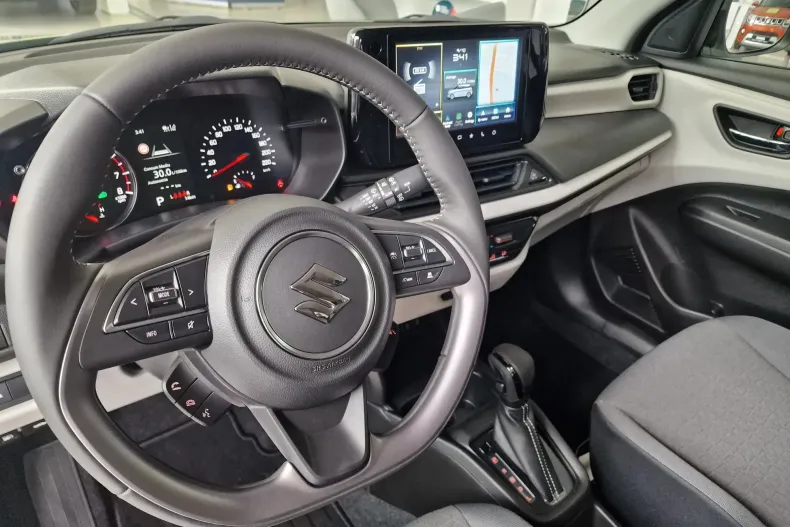 Suzuki Swift din 2024 cu 2 km - oferta SUZ131818 - foto 9