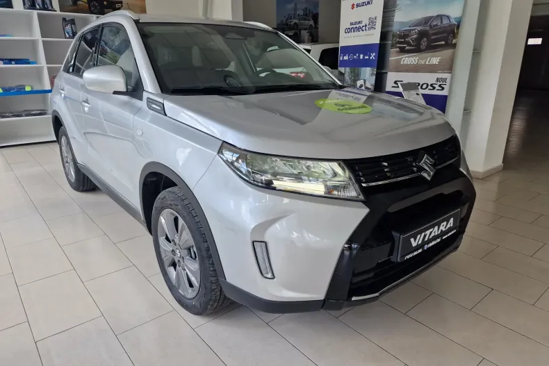 Suzuki Vitara din 2024 cu 3 km - oferta SUZ131821 - foto 2