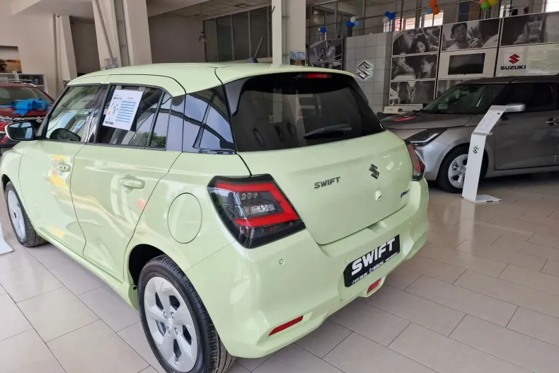 Suzuki Swift din 2024 cu 2 km - oferta SUZ131822 - foto 4