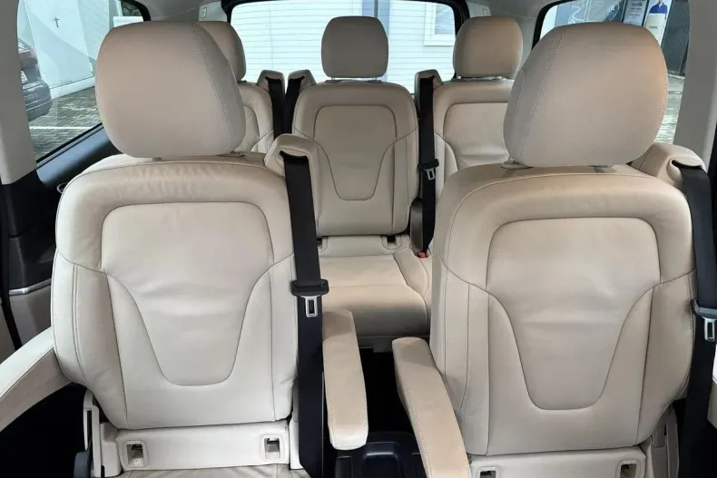 Mercedes-Benz V din 2024 cu 54.855 km - oferta MER131836 - foto 21