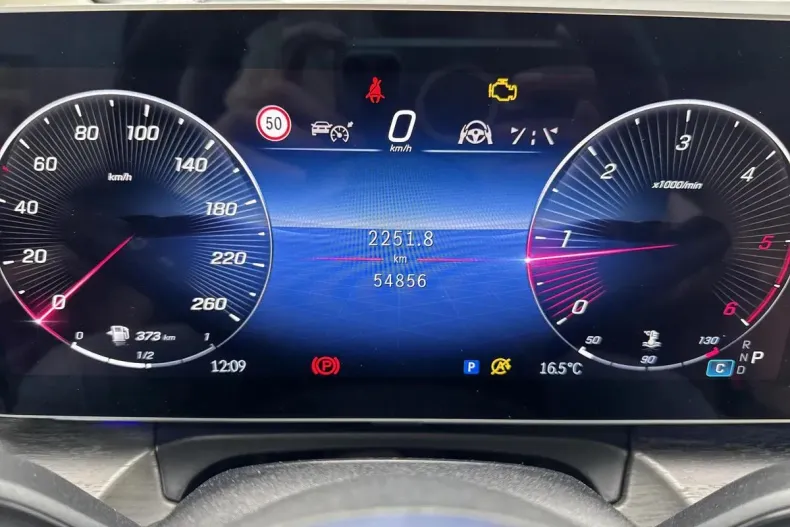 Mercedes-Benz V din 2024 cu 54.855 km - oferta MER131836 - foto 22