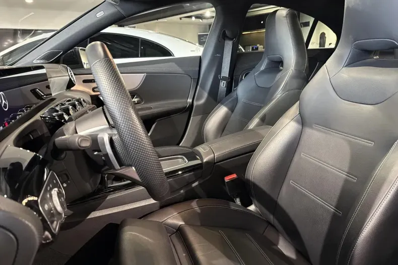 Mercedes-Benz CLA din 2024 cu 18.944 km - oferta MER131839 - foto 17