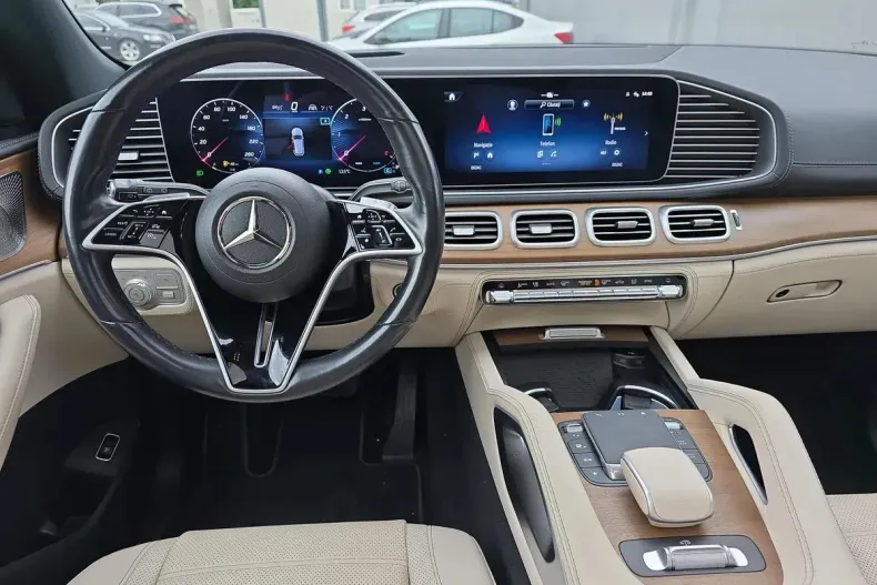 Mercedes-Benz GLE din 2023 cu 30.853 km - oferta MER131840 - foto 12