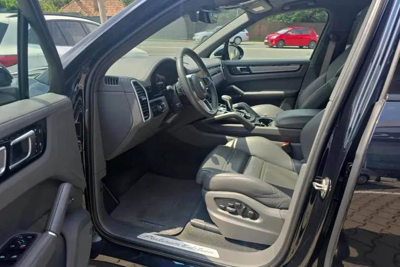 Porsche Cayenne din 2023 cu 67.000 km - oferta POR131850 - foto 9