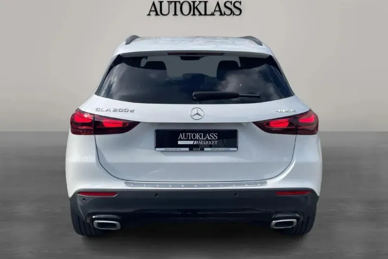 Mercedes-Benz GLA din 2023 cu 52.700 km - oferta MER131855 - foto 4