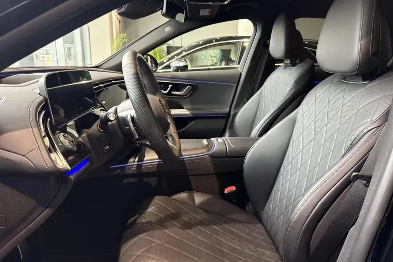 Mercedes-Benz E din 2024 cu 18.000 km - oferta MER131858 - foto 14