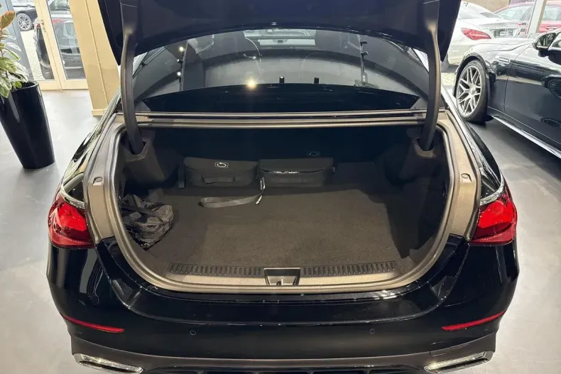 Mercedes-Benz E din 2024 cu 18.000 km - oferta MER131858 - foto 16