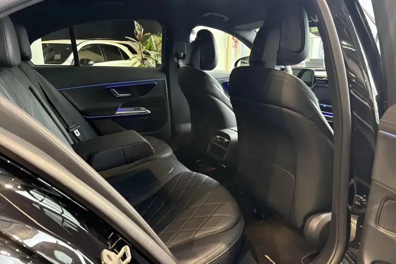 Mercedes-Benz E din 2024 cu 18.000 km - oferta MER131858 - foto 17