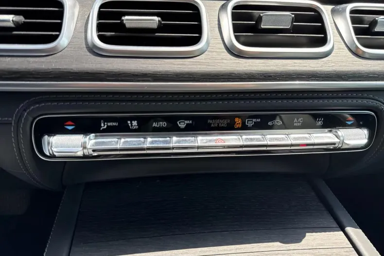 Mercedes-Benz GLE din 2019 cu 68.000 km - oferta MER131863 - foto 23