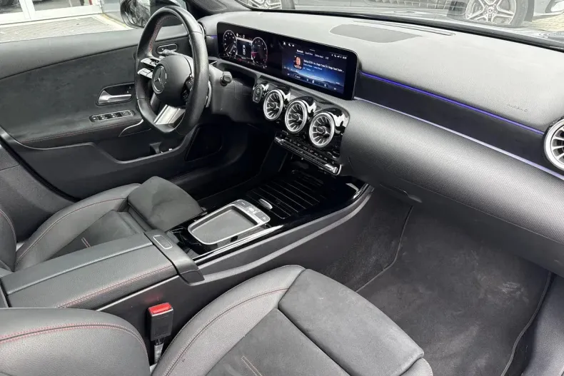 Mercedes-Benz A din 2024 cu 23.000 km - oferta MER131866 - foto 11