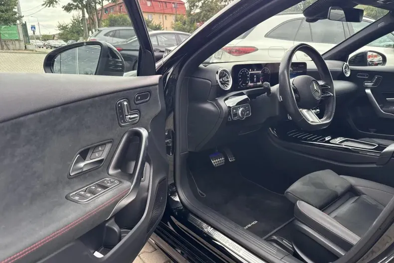 Mercedes-Benz A din 2024 cu 23.000 km - oferta MER131866 - foto 13