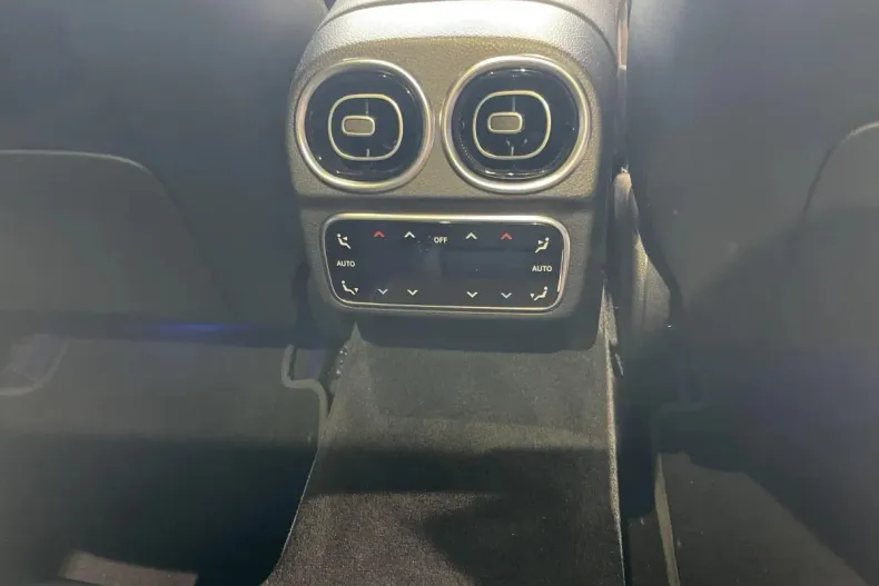 Mercedes-Benz C din 2024 cu 20.000 km - oferta MER131869 - foto 16