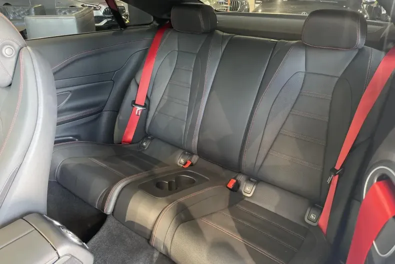 Mercedes-Benz E din 2023 cu 9.126 km - oferta MER131875 - foto 11