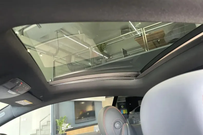 Mercedes-Benz E din 2023 cu 9.126 km - oferta MER131875 - foto 20